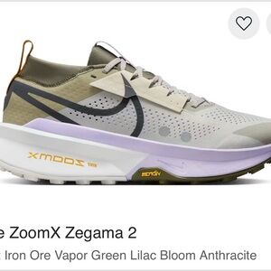 Nike ZoomX Zegama 2 - Gray and Green Athletic Shoes